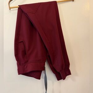 FIGS Maroon Jogger Scrubs - XS